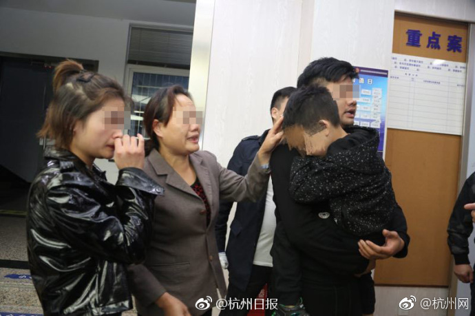 重庆警方破获一起部督毒品案 缴获毒品9公斤